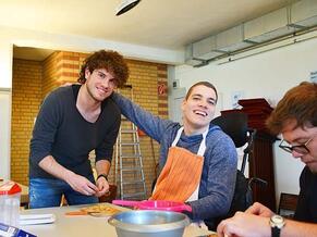 Arbeitsbegleitende Maßnahmen