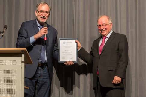 Verleihung der silbernen Ehrennadel für Werner Esser